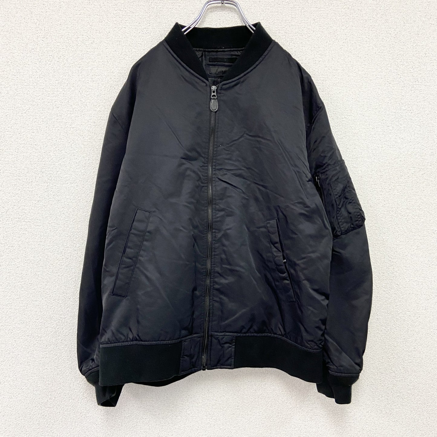 UNIQLO　ユニクロ　MA-1タイプ　フライトジャケット　ブルゾン/スイングトップ　黒　ブラック　XLサイズ