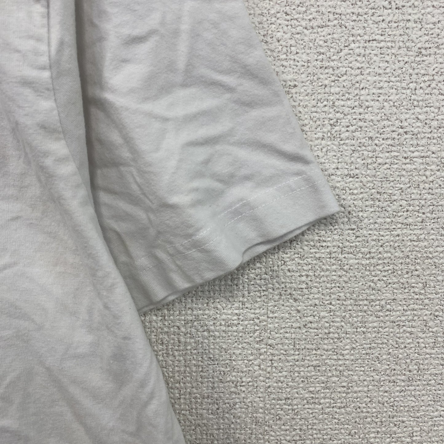 Mister Tee Trust　半袖プリントTシャツ　白　ホワイト　XLサイズ