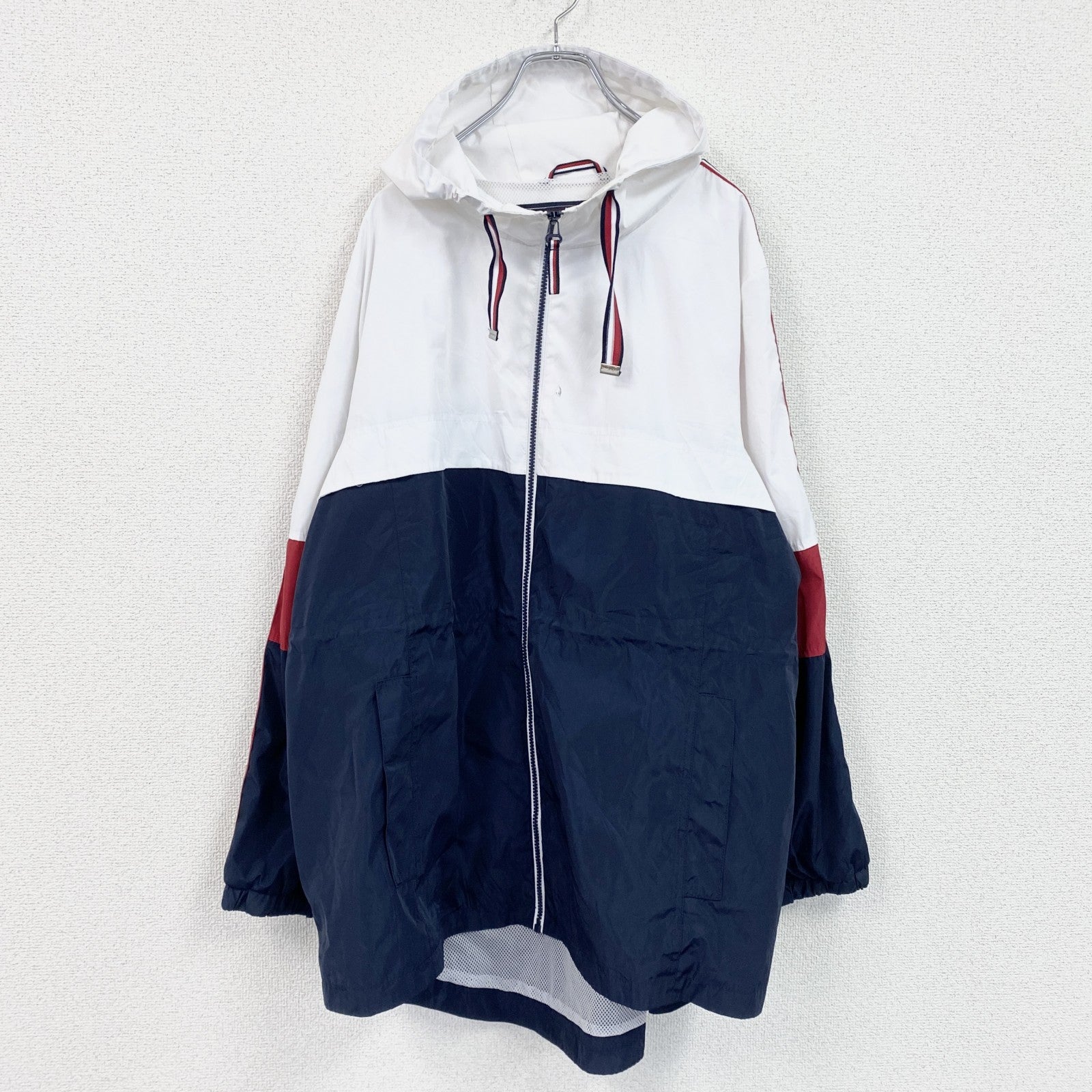TOMMY HILFIGER　トミーヒルフィガー　ナイロンジャケット　紺　ネイビー　白　ホワイトXXLサイズ