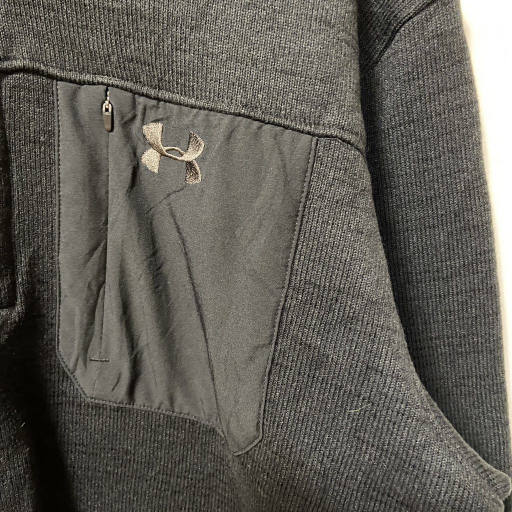 古着 used　UNDER ARMOU アンダーアーマー　ハーフボタンフリースジャケット　黒　ワンポイントロゴ刺繡　XXLサイズ