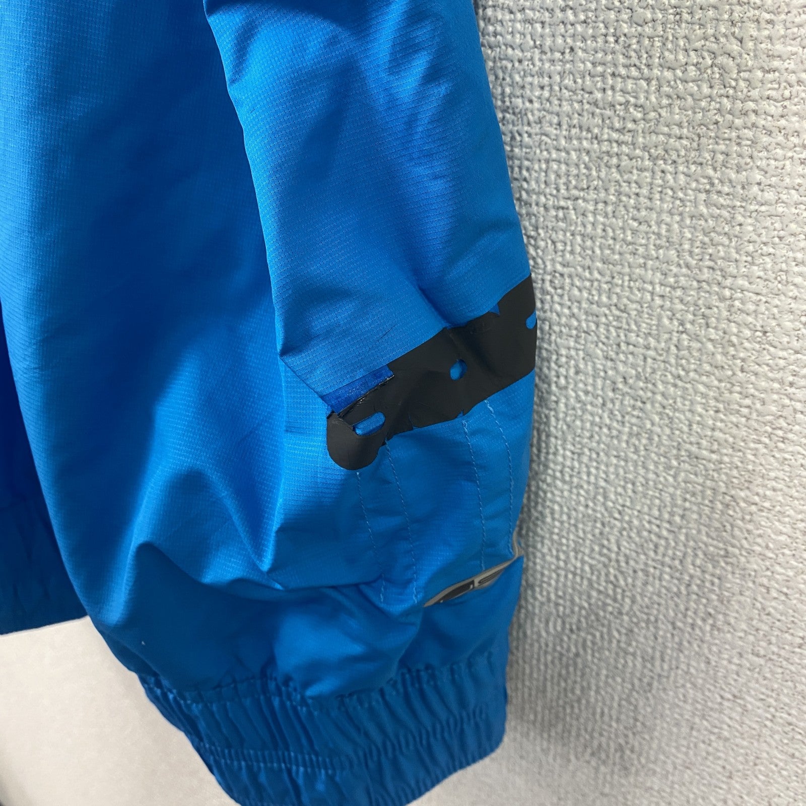 PUMA　プーマ　プルオーバージャケット　ハーフジップ　刺繍ロゴ　水色　ライトブルー　XLサイズ