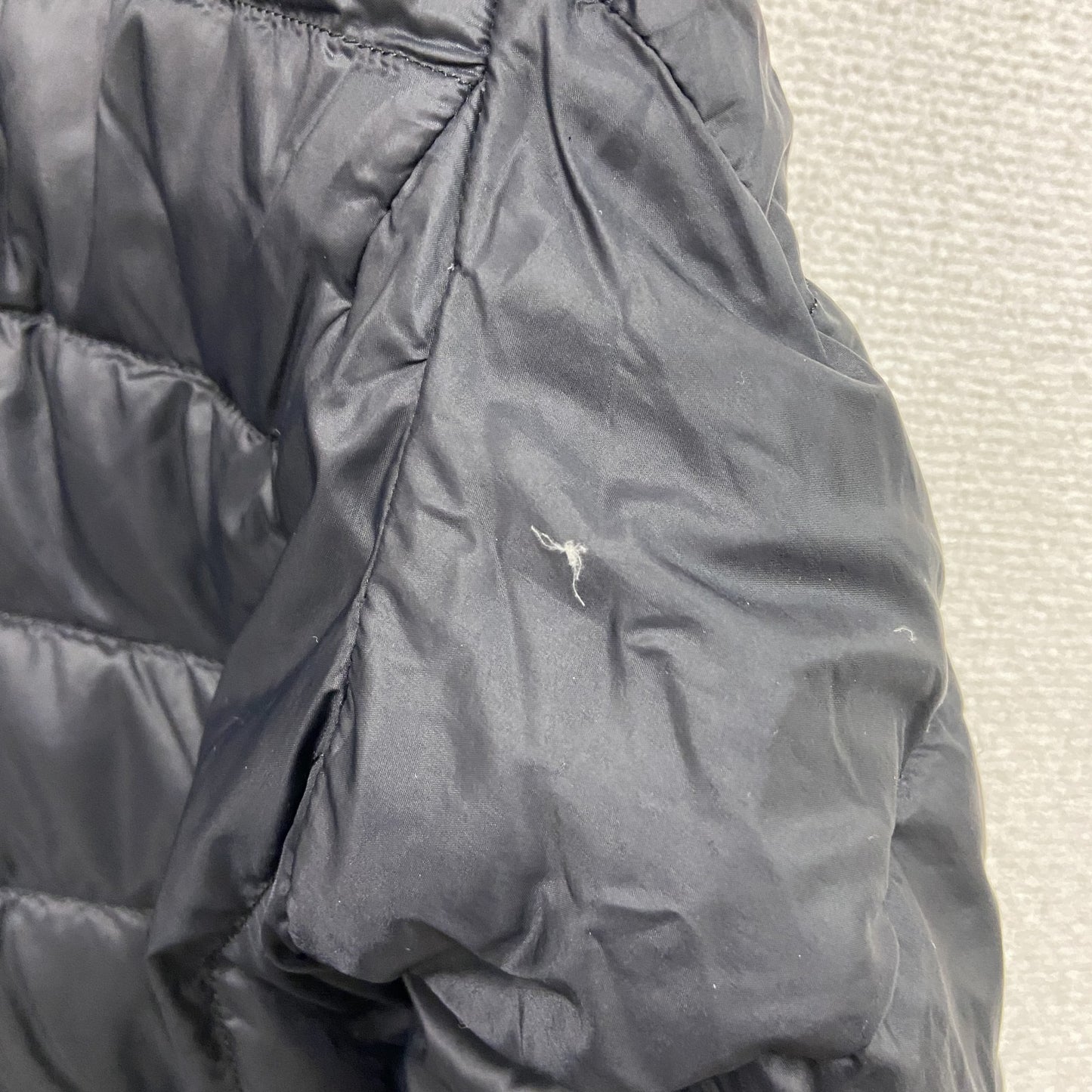 UNIQLO　ユニクロ　ウルトラライトダウンジャケット　ダウン90%　黒　ブラック　Lサイズ