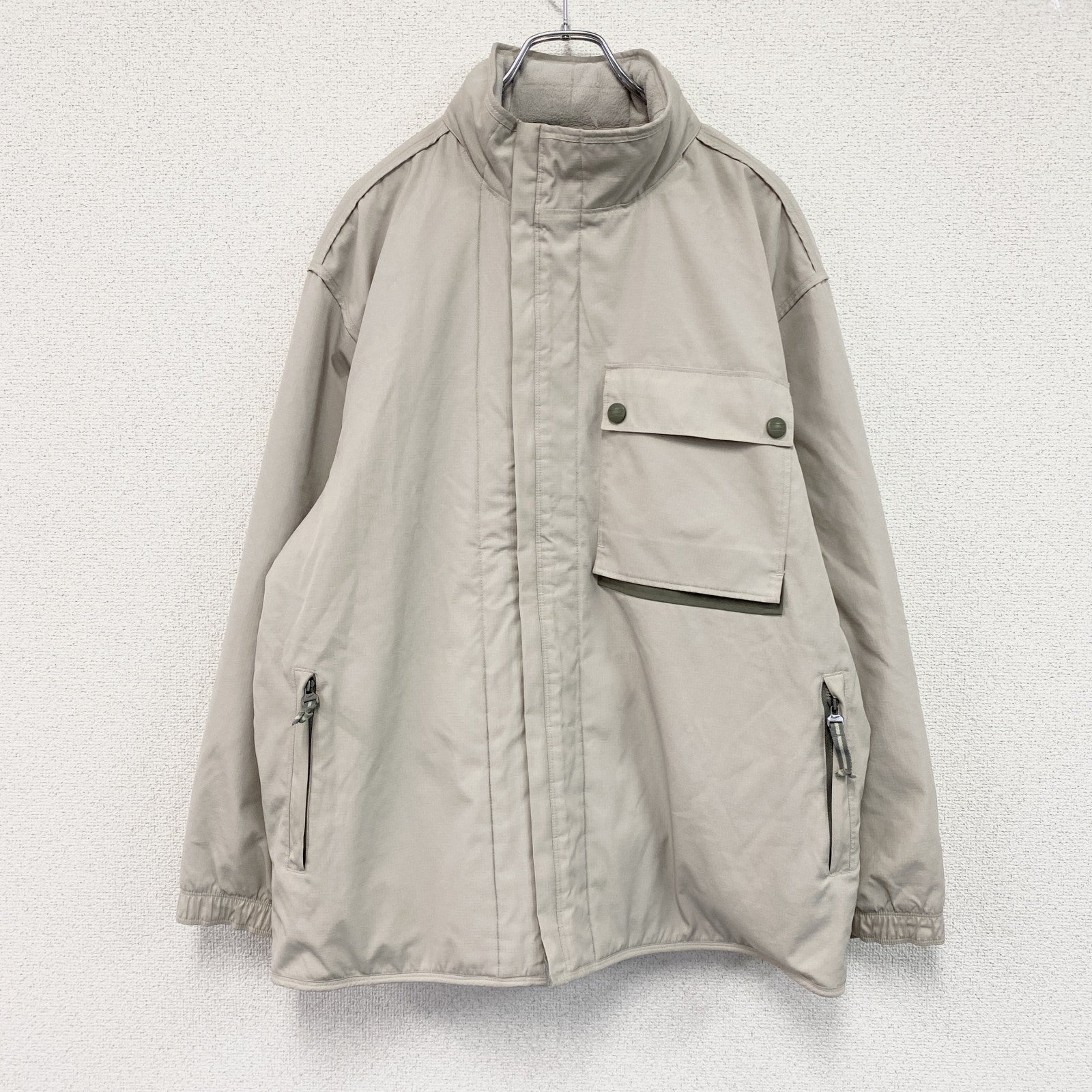 NIKE　ナイキ　フルジップジャケット　裏ボア　ベージュ　Mサイズ