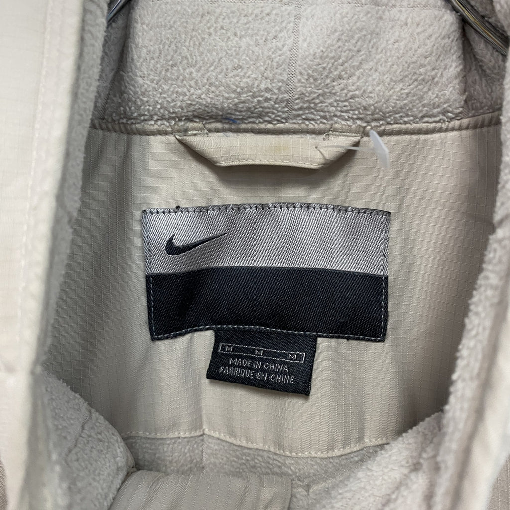 NIKE　ナイキ　フルジップジャケット　裏ボア　ベージュ　Mサイズ