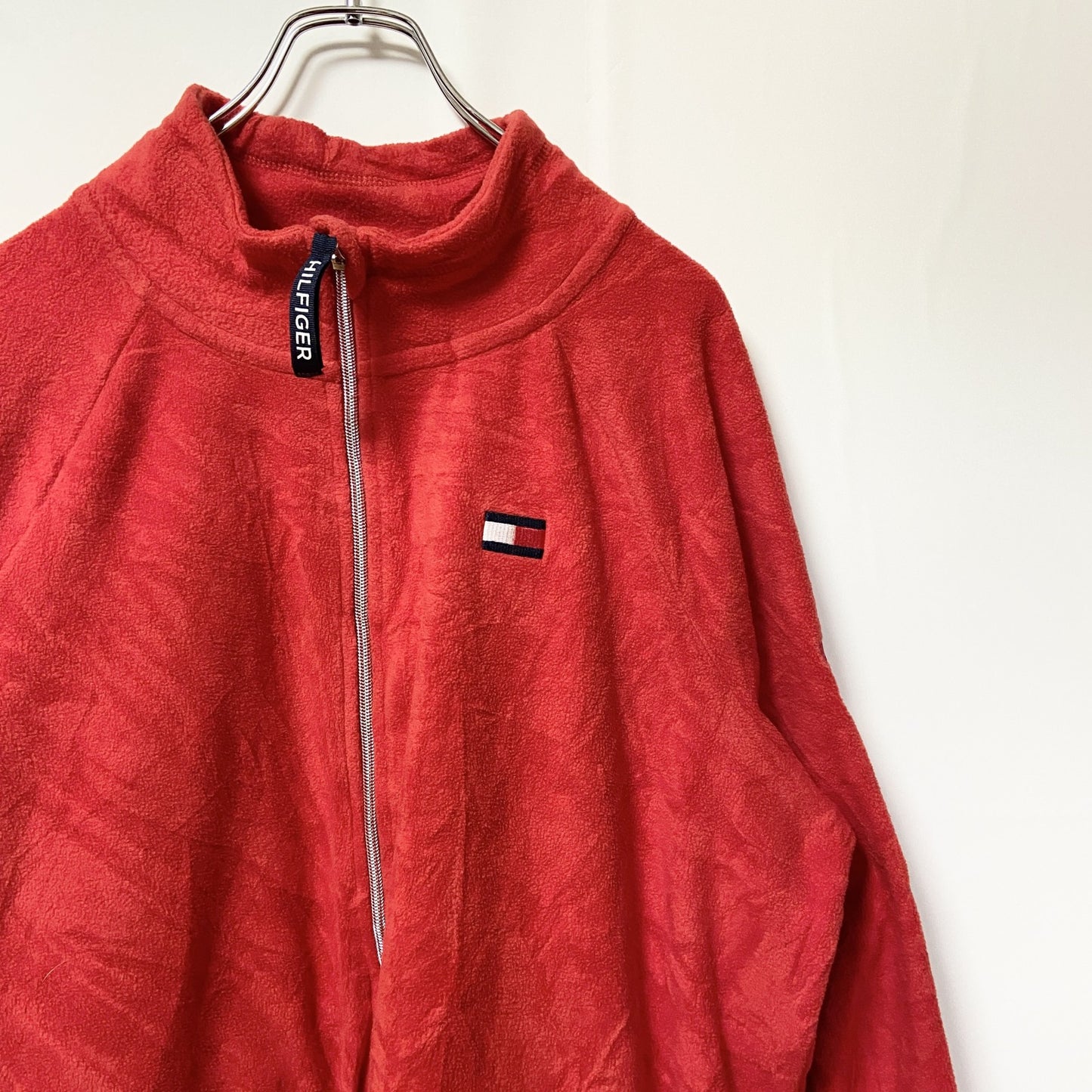 古着 used　TOMMY HILFIGER トミーヒルフィガー　長袖フルジップフリースジャケット　赤　ロゴ刺繡　XLサイズ