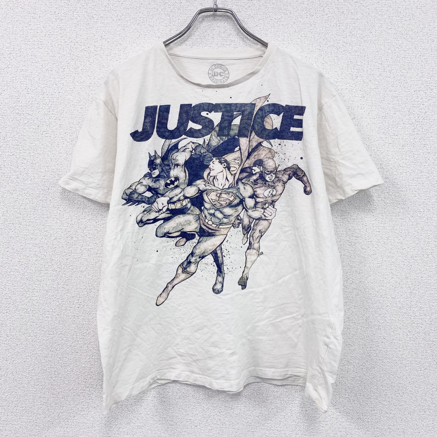 DCコミックス　 Justice League　ジャスティスリーグ　半袖Tシャツ　ムービーT　ベージュ　2XLサイズ
