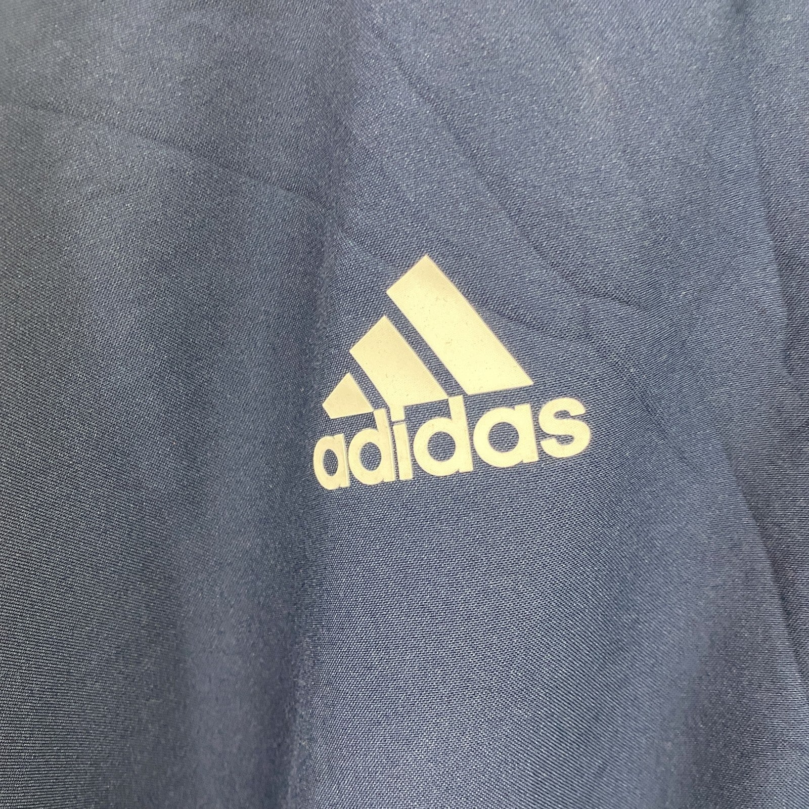 adidas　アディダス　ハーフジップ半袖プルオーバー　ワンポイント　紺　ネイビー　Lサイズ