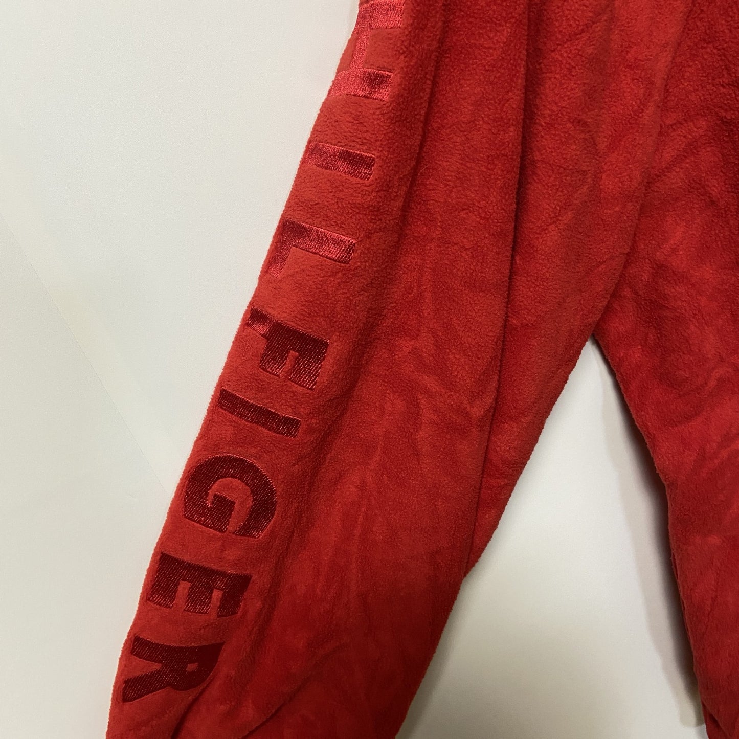 古着 used　TOMMY HILFIGER トミーヒルフィガー　長袖フルジップフリースジャケット　赤　ロゴ刺繡　XLサイズ