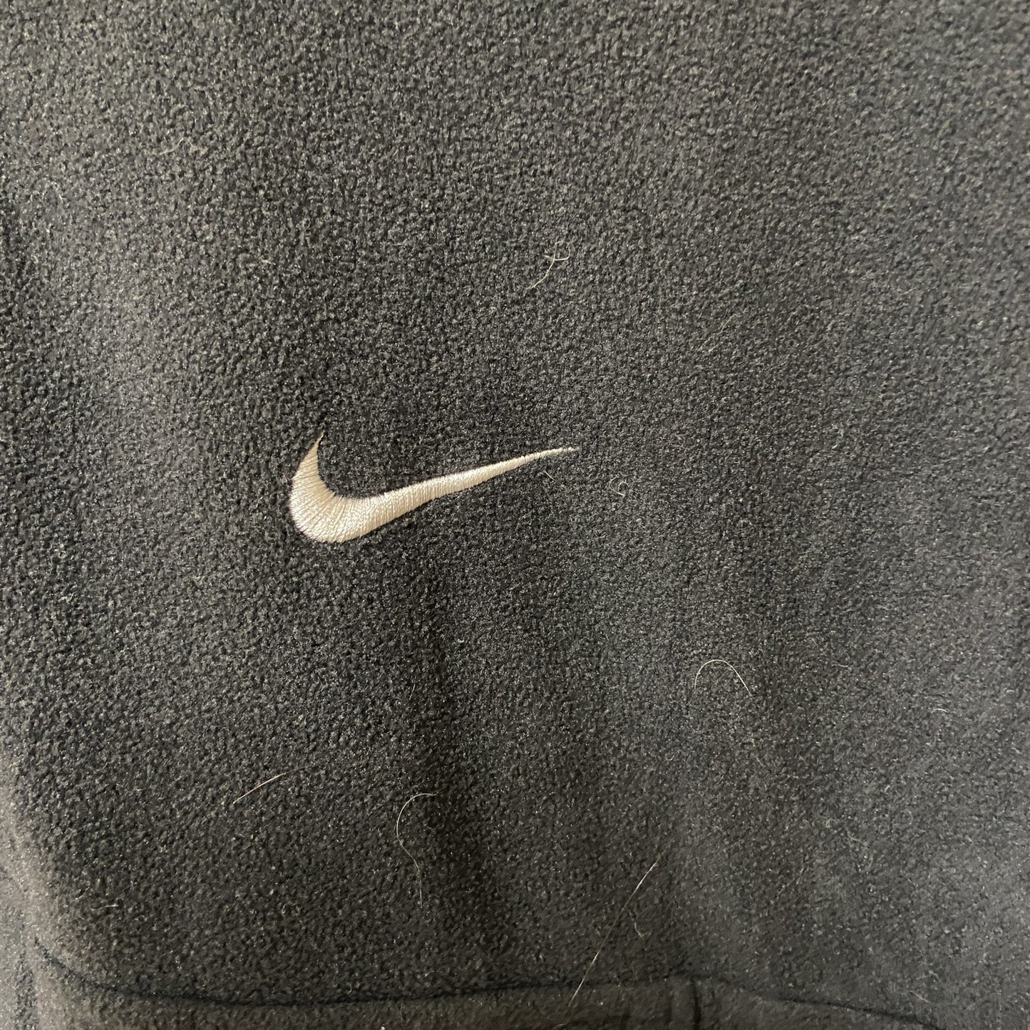 古着 used　NIKE ナイキ　長袖ハーフジップフリースジャケット　プルオーバー　黒　00s　ワンポイントロゴ刺繡　XLサイズ