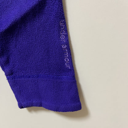 古着 used　UNDER ARMOUR アンダーアーマー　長袖ハーフジップフリースジャケット　紫　ロゴ刺繍 ハイネック　Mサイズ