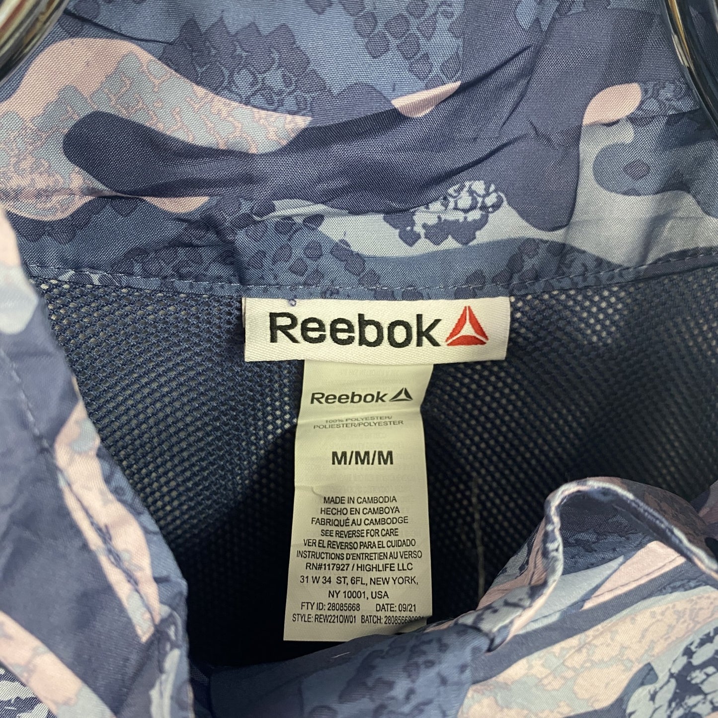 Reebok　リーボック　プルオーバージャケット　ハーフジップ　ワンポイント　カモ　ネイビー　Mサイズ