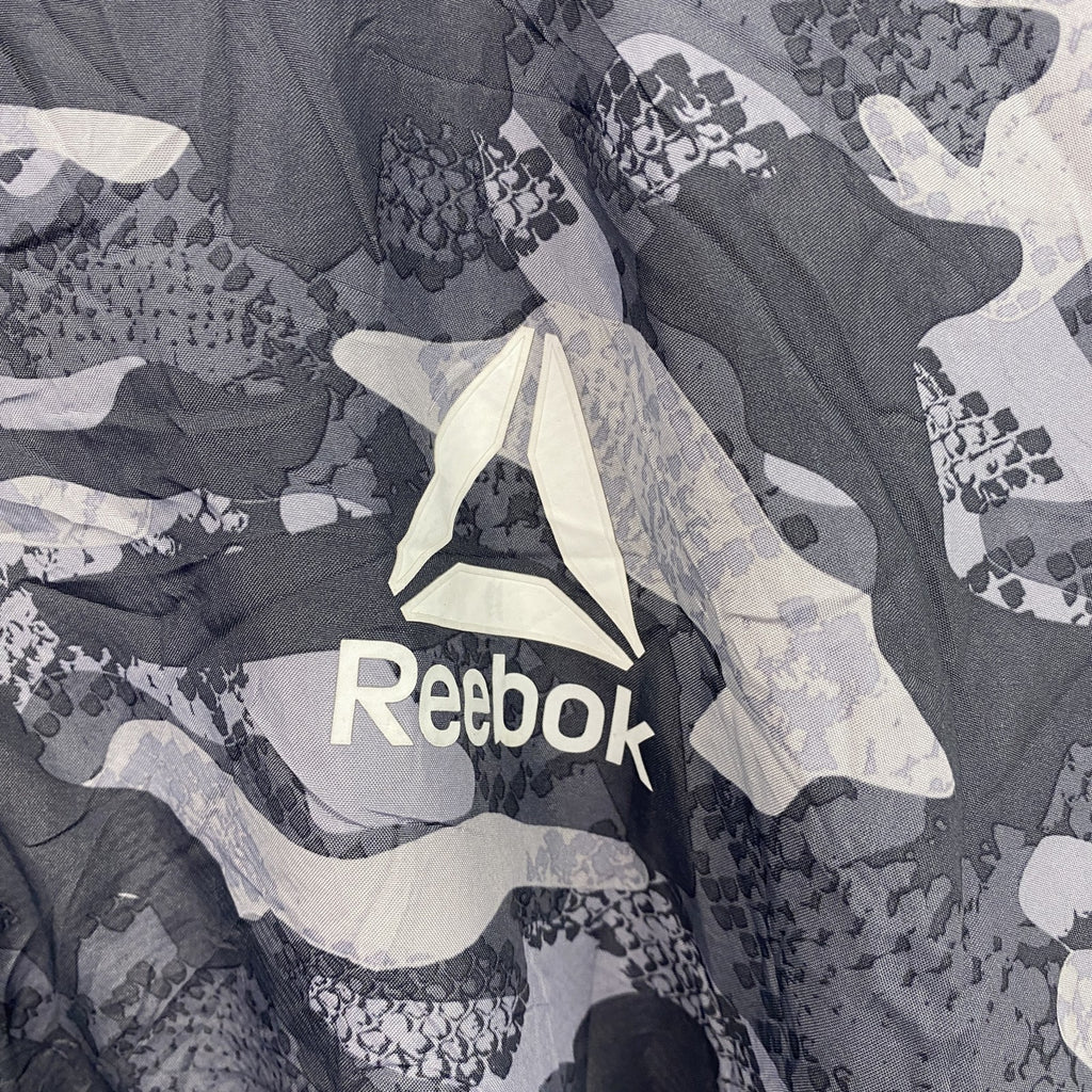 Reebok　リーボック　プルオーバージャケット　ハーフジップ　ワンポイント　カモ　グレー　3Xサイズ
