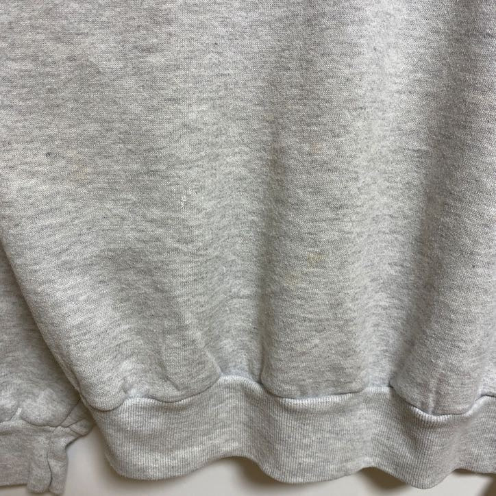 古着 used　JERZEES　ジャージーズ　長袖ワンポイント刺繍スウェット　トレーナー　クルーネック　USA製　グレー　Mサイズ