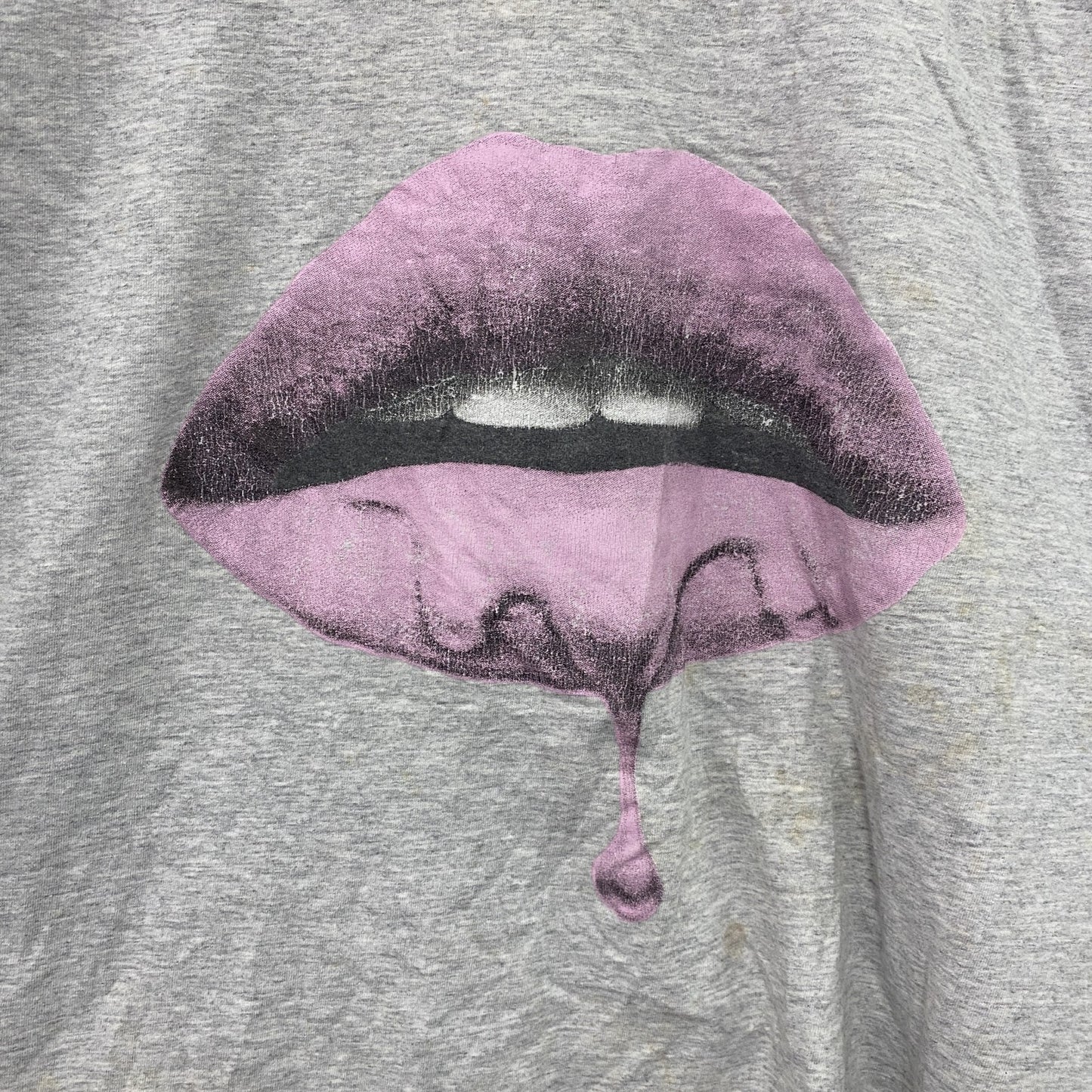 AW　半袖プリントTシャツ　パロディT　唇　灰色　グレー　Lサイズ