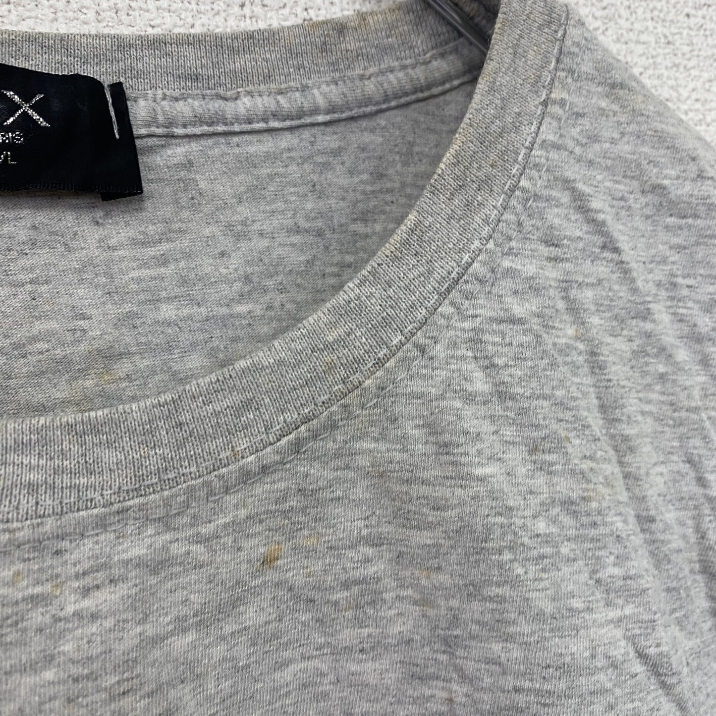AW　半袖プリントTシャツ　パロディT　唇　灰色　グレー　Lサイズ