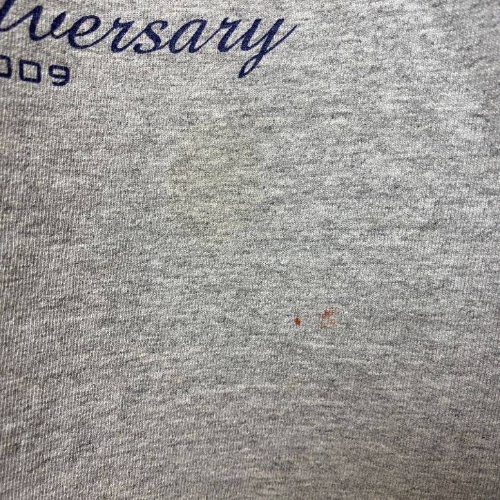 古着 used　RUSSELL　ラッセル　2009　ワールドシリーズ　70周年記念　半袖プリントTシャツ　グレー　レトロ　野球