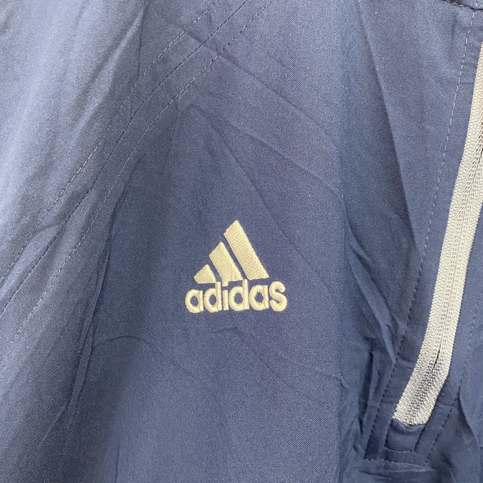 adidas　アディダス　ハーフジッププルオーバージャケット　パフォーマンスロゴ　タグ付　刺繍ロゴ　紺　ネイビー　XLサイズ