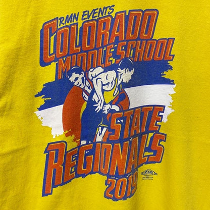 古着 used　GILDAN　ギルダン　COLORADO　コロラド　2019　半袖プリントTシャツ　イエロー　黄色　Mサイズ