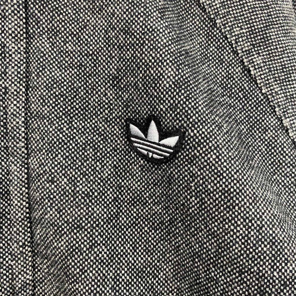 adidas　アディダス　ブルゾン/スイングトップ　比翼仕立て　トレフォイルロゴ　灰色　グレー　Mサイズ
