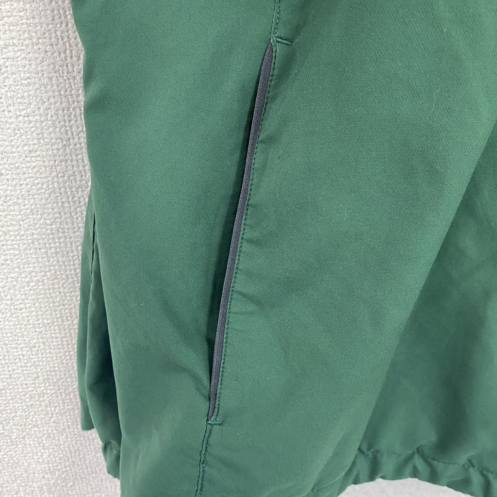 NIKE　ナイキ　プルオーバージャケット　ハーフジップ　ワンポイント　緑　グリーン
