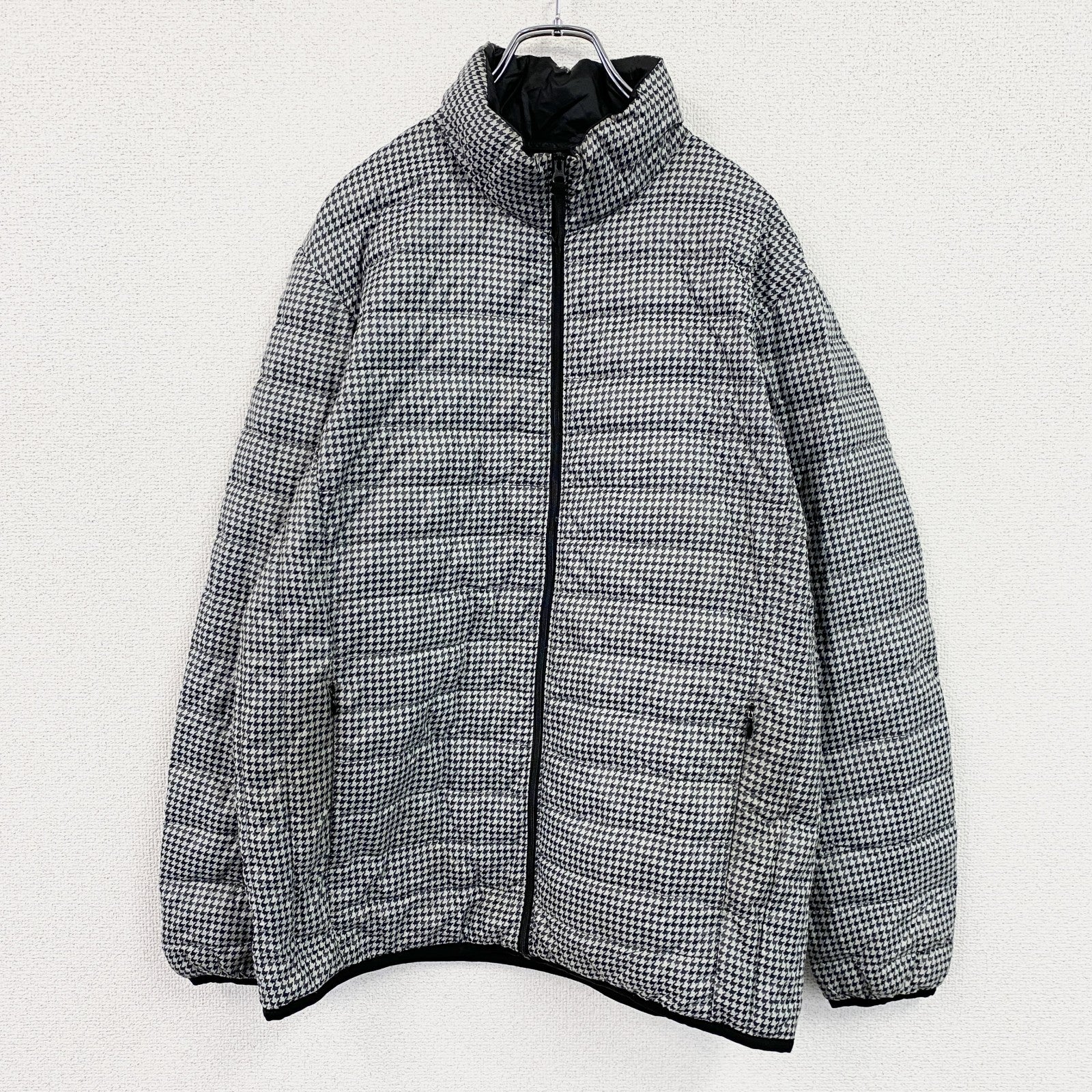 UNIQLO　ユニクロ　ウルトラライトダウンジャケット　ダウン90%　千鳥格子　黒　ブラック　Lサイズ