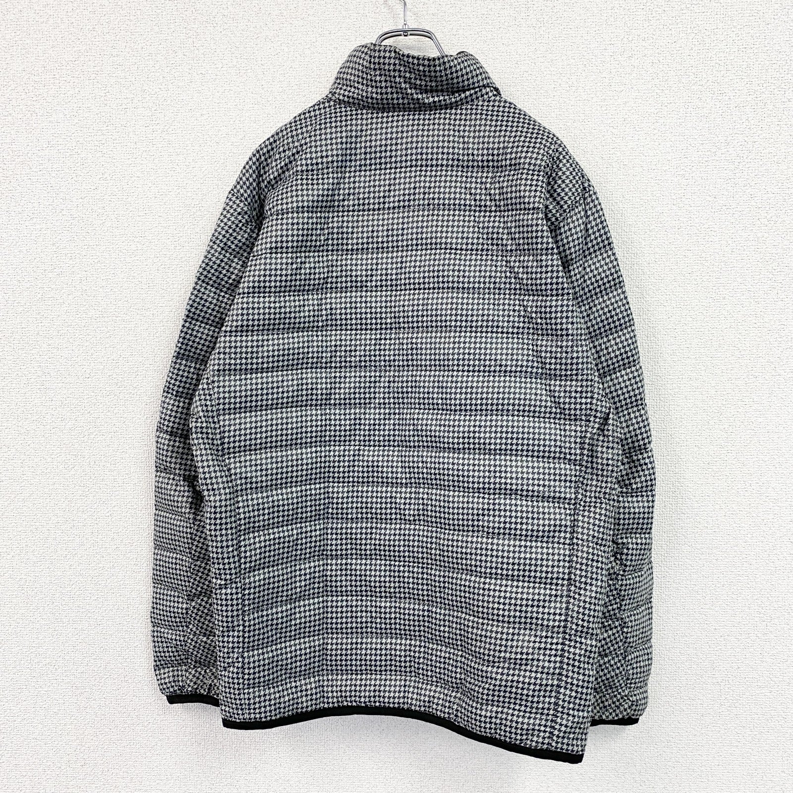 UNIQLO　ユニクロ　ウルトラライトダウンジャケット　ダウン90%　千鳥格子　黒　ブラック　Lサイズ