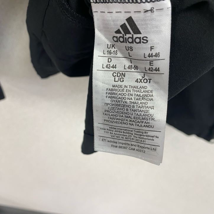 adidas　アディダス　フルジップトラックジャケット/ジャージ　黒　ブラック　Lサイズ