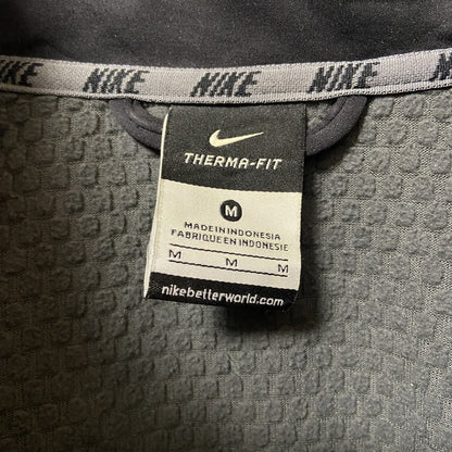 古着 used　NIKE THERMA-FIT ナイキ　長袖ジャンパー　フルジップアウター　ワンポイント刺繍　ラクロス　Mサイズ