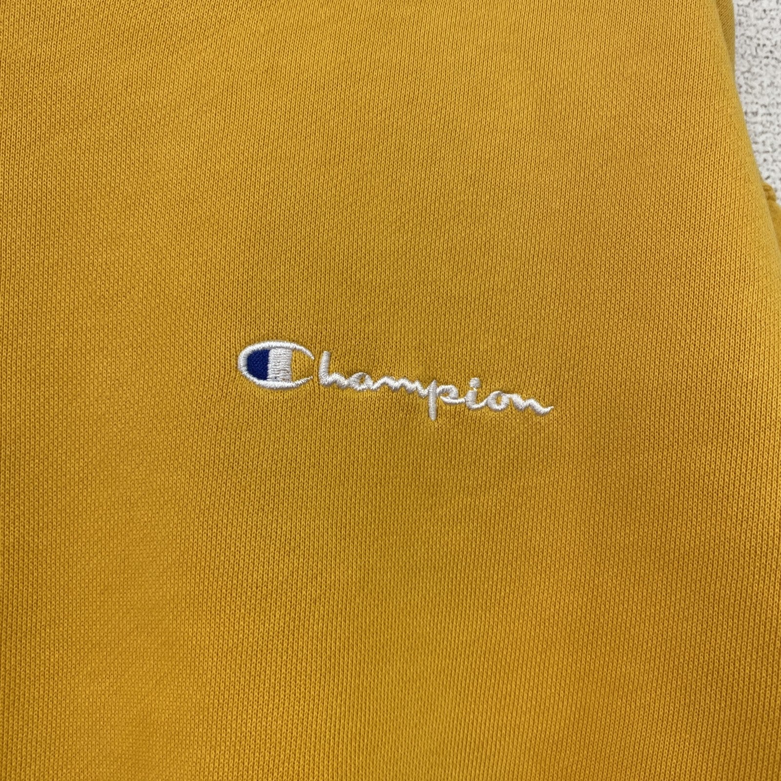 90s　Champion　チャンピオン　スウェット/トレーナー　ヴィンテージ　刺繍ロゴ　黄色　イエロー　XLサイズ