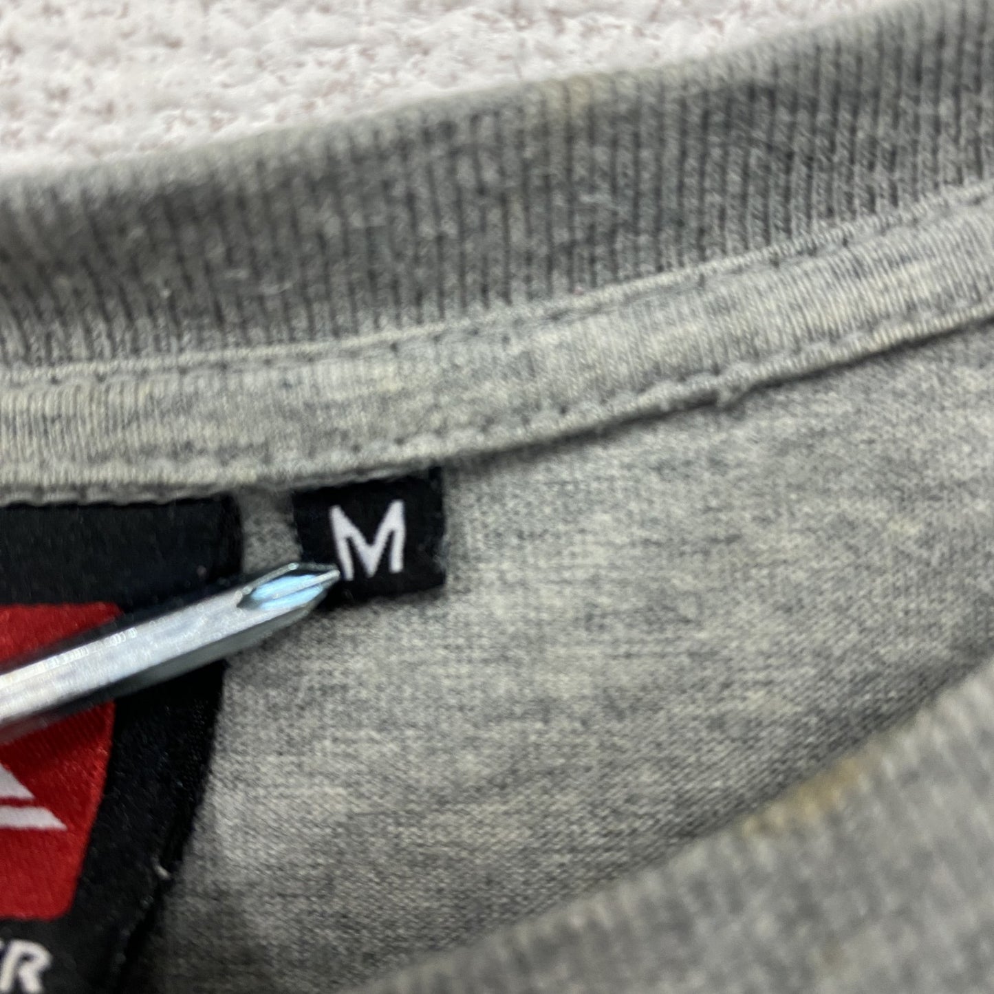 QUIKSILVER　クイックシルバー　半袖プリントTシャツ　灰色　グレー　Mサイズ