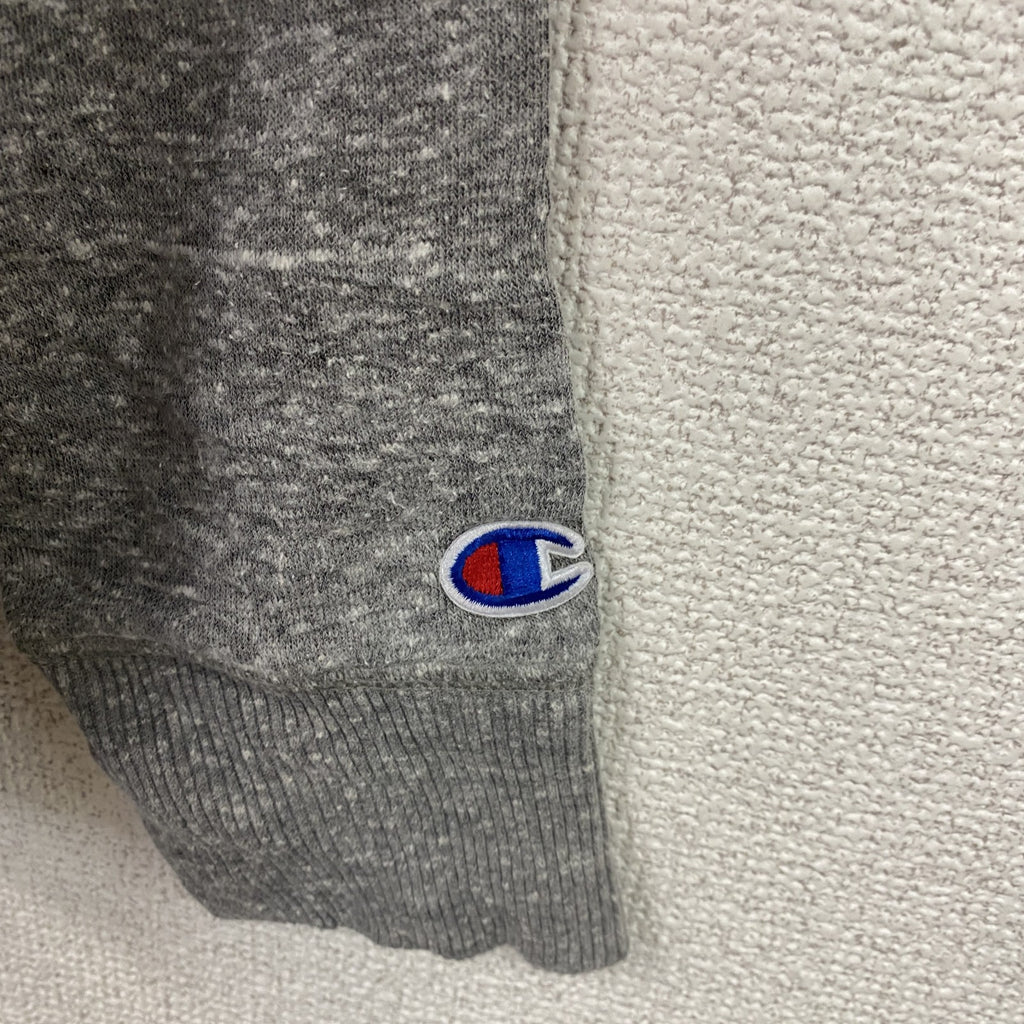 champion　チャンピオン　スウェット/トレーナー　前V　灰色　グレー　Mサイズ