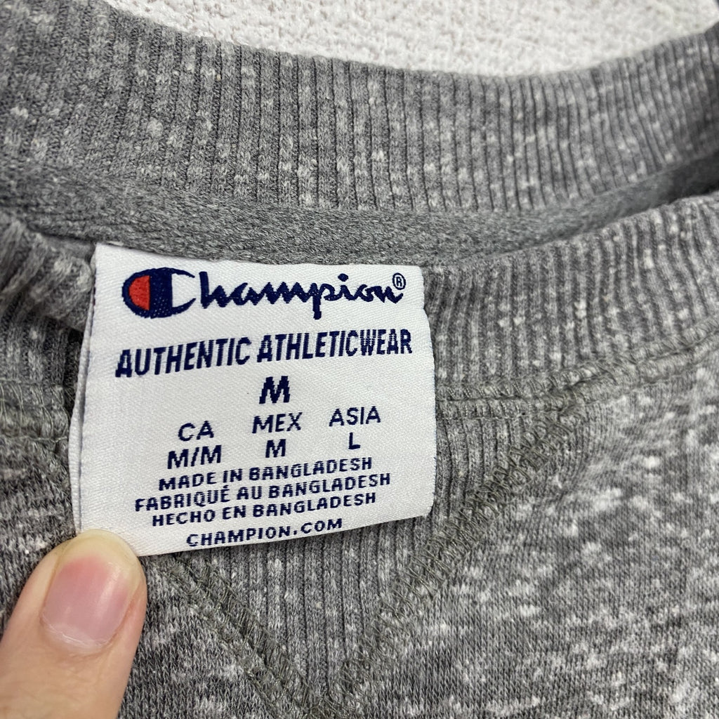 champion　チャンピオン　スウェット/トレーナー　前V　灰色　グレー　Mサイズ