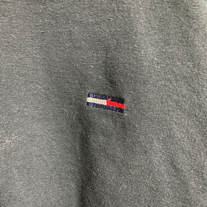 古着 used　TOMMYHILFIGER　長袖リンガースウェット　トレーナー　ワンポイント刺繡　黒　ブラック　秋冬服
