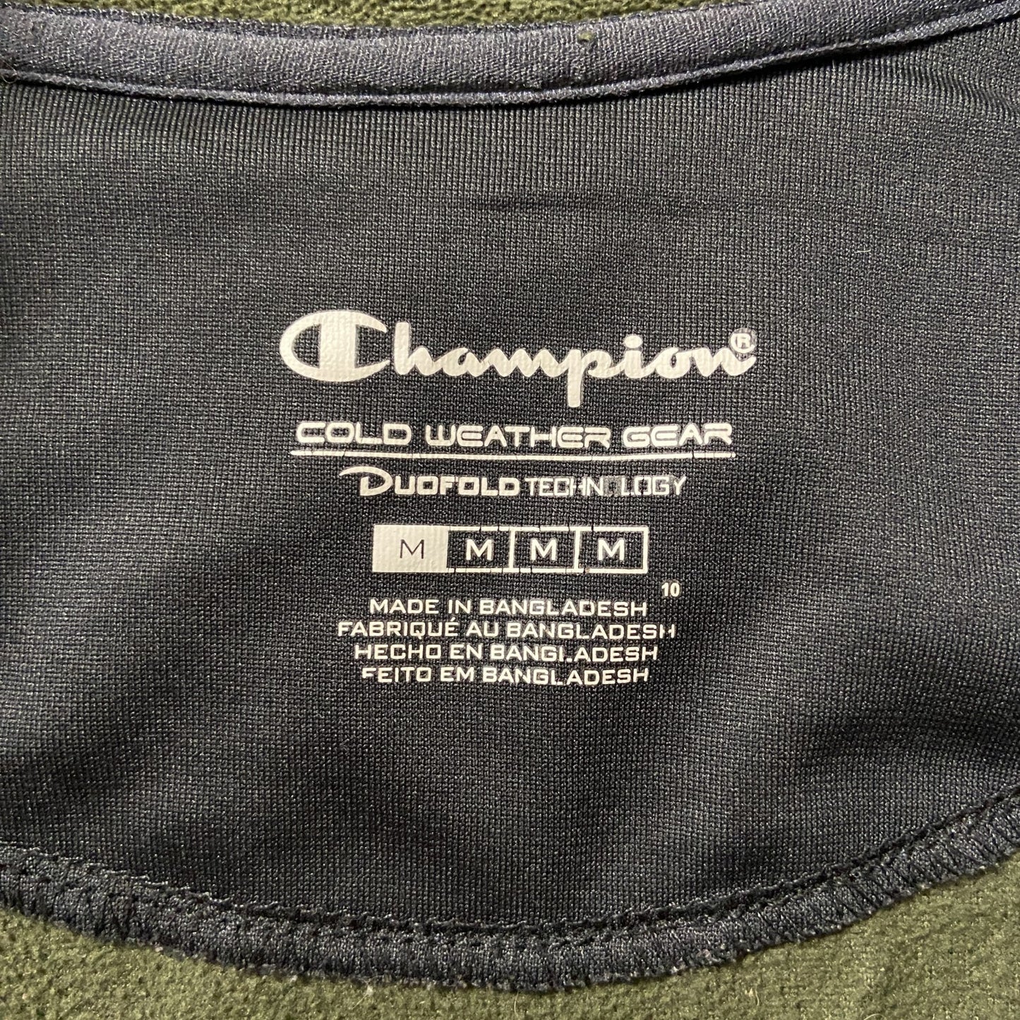 古着 used　Champion チャンピオン　長袖ハーフジップフリースジャケット　ワンポイントロゴ刺繍　カーキ　Mサイズ