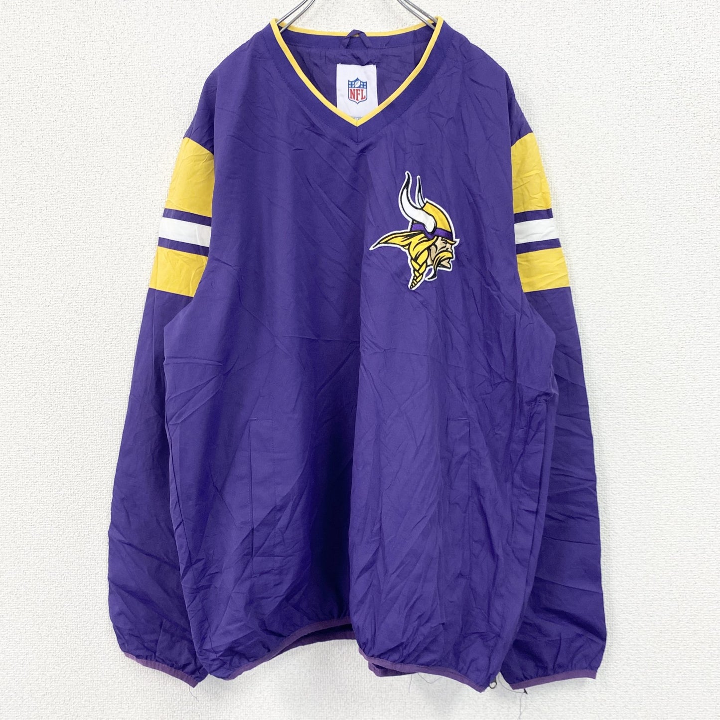 NFL　プルオーバージャケット　Vネック　紫　Lサイズ