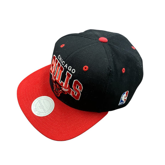 Chicago Bulls　シカゴブルス　NBA　6パネルキャップ　ベースボールキャップ　黒　ブラック　赤　レッド
